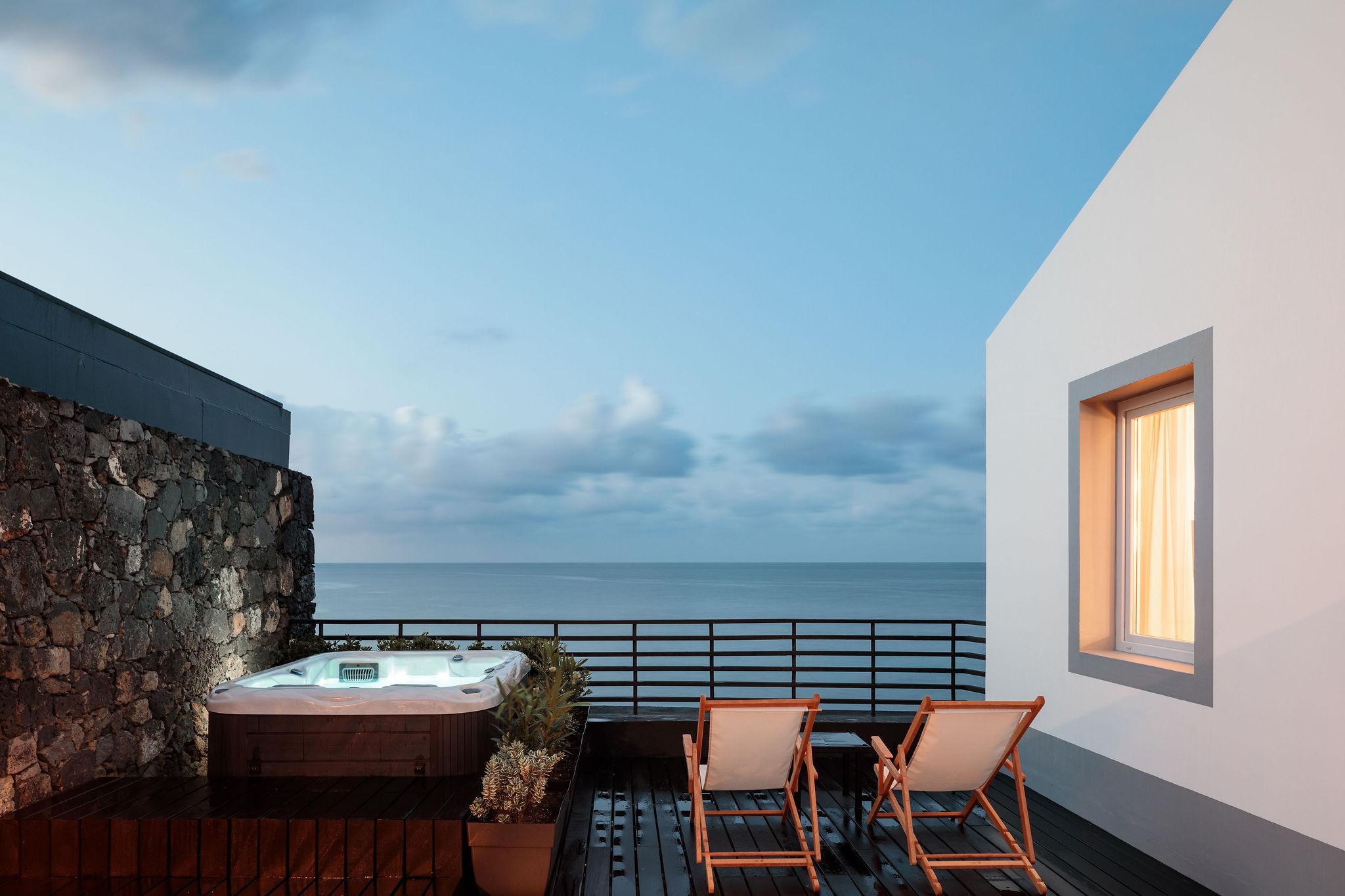 White Exclusive Suites & Villas Lagoa  Exterior photo